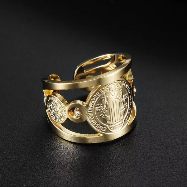 Escudo Dorado 18K, anillo San Benito.