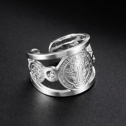 Escudo Dorado 18K, anillo San Benito.